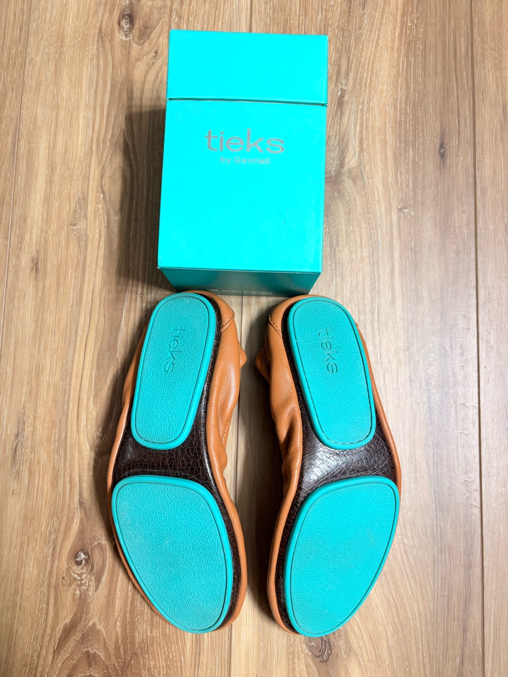 Tieks Leather Foldable Ballet Flats in Chestnut - Picture 3 of 4
